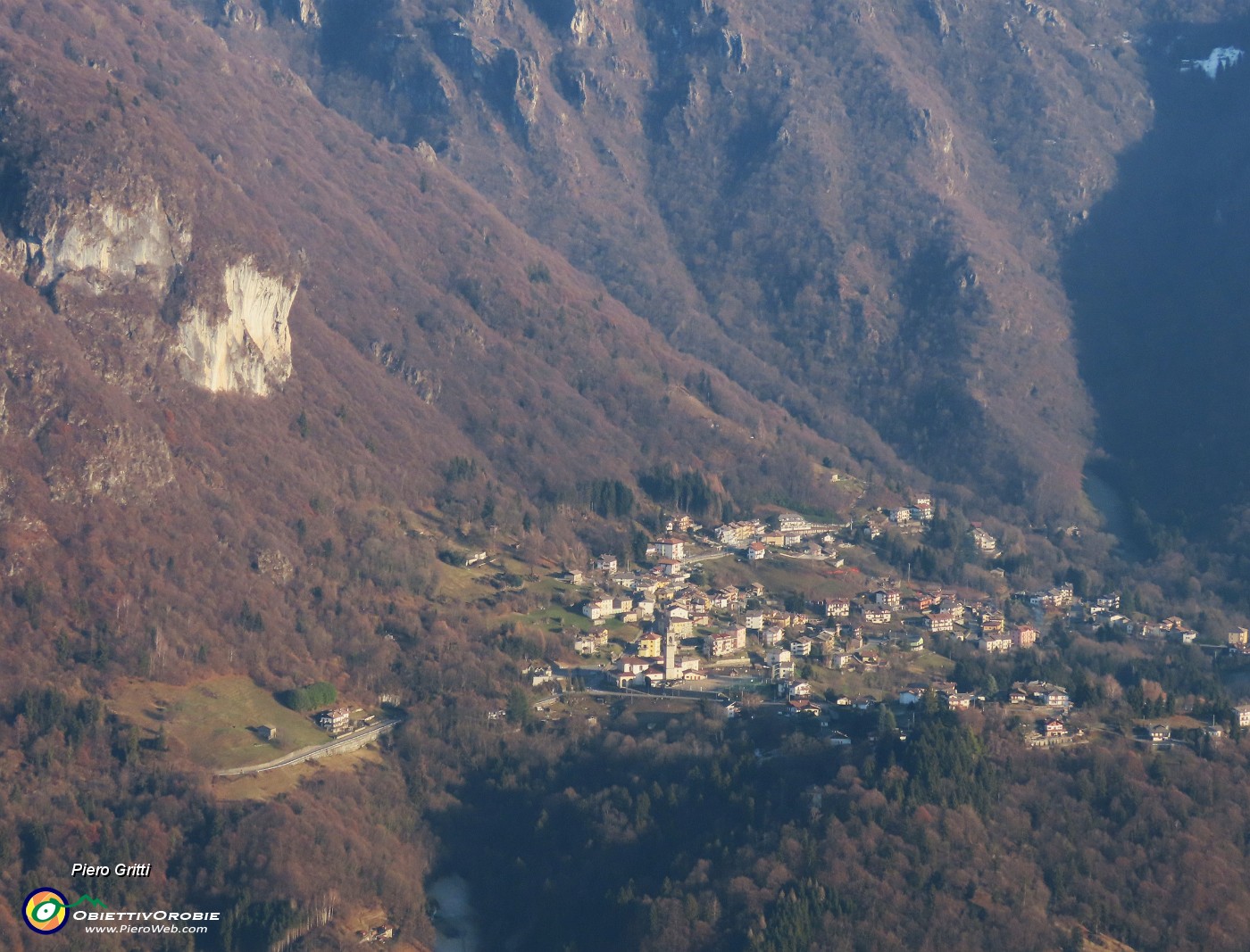 38 Cornalba con Corna Bianca.JPG